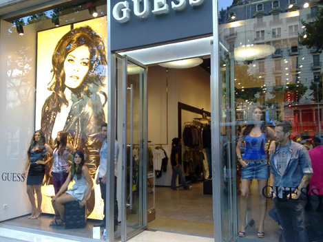 GUESS Paseo Gracia -